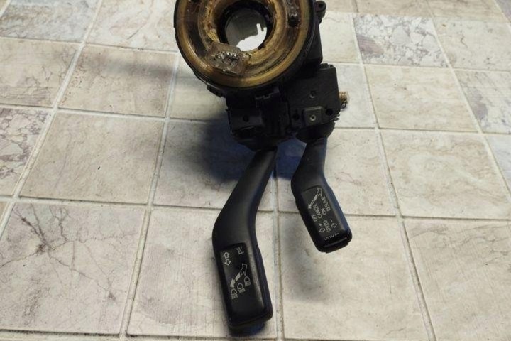 MANETTES VW PASSAT VARIANT B6 (3C5) 3C9953507BK 2.0L DIESEL 103KW 2007