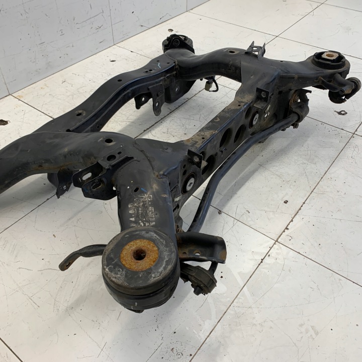 SUSPENSION CHÂSSIS POUTRE ARRIÈRE CHÂSSIS JEEP GRAND CHEROKEE WK2 6,4 SRT LIFT 18R