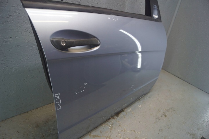 MERCEDES W169 PORTES DROIT AVANT 391 (D1713)