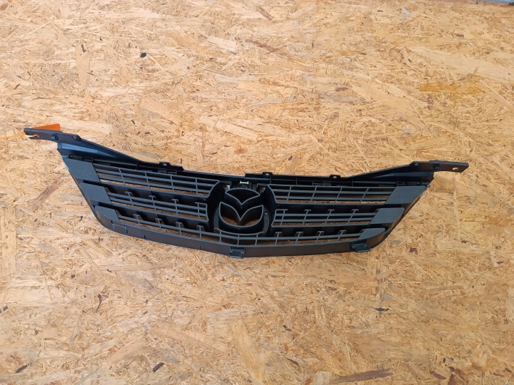 GRILLE GRILLE CALANDRE PARE-CHOCS AVANT GG2M50712 MAZDA 626 00-