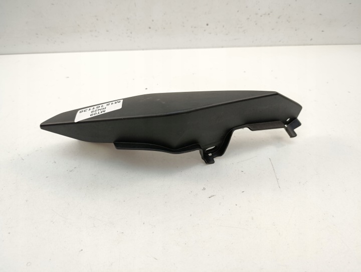 YAMAHA MT09 RN29 QUEUE PLASTIQUE DROIT