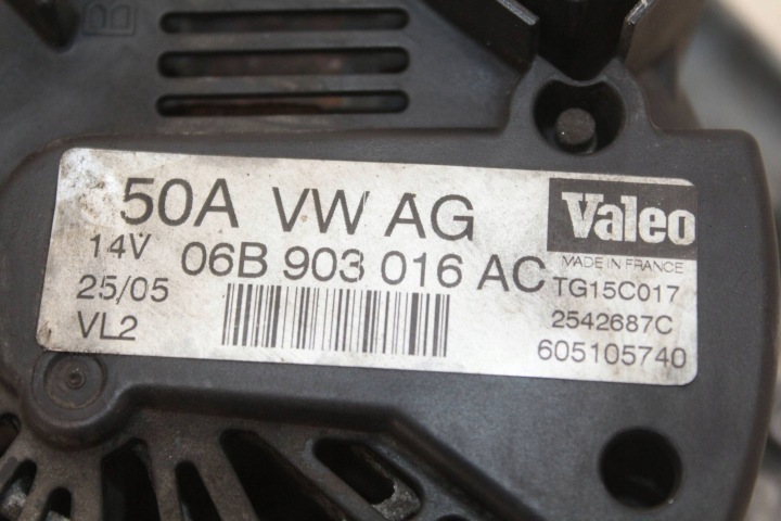 2004 AUDI A4 S4 B6 8E 8H ALTERNATEUR 06B903016AC