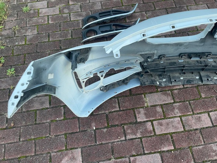 BMW F34 PARE-CHOCS AVANT AVANT AVEC GRILLE CENTRALE
