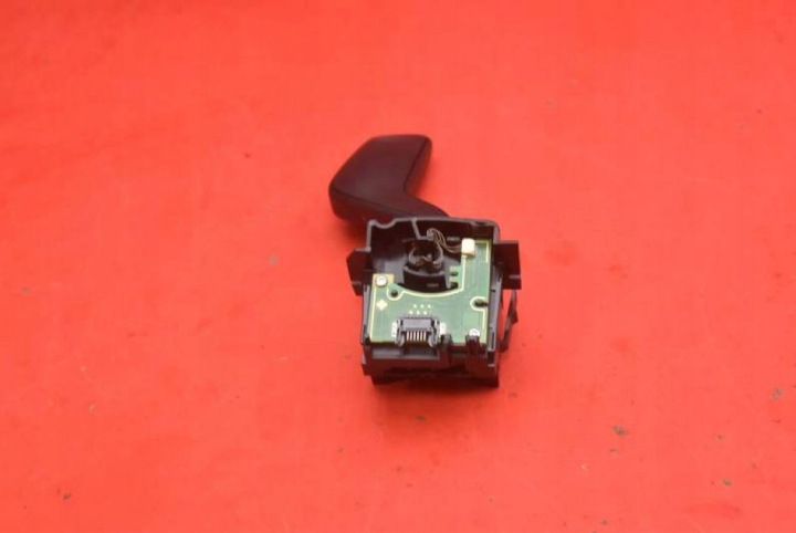 MANETTE COMMUTATEUR CLIGNOTANT H1BT-13335-BB FORD FOCUS MK4 18-21