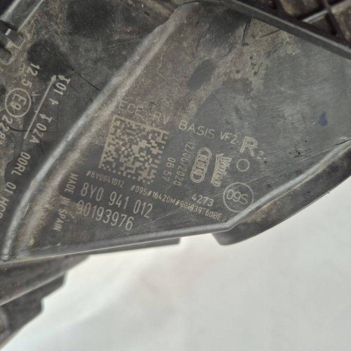 AUDI A3 8Y 20- PHARE DROITE AVANT AVANT COMPLET LED 8Y0941012
