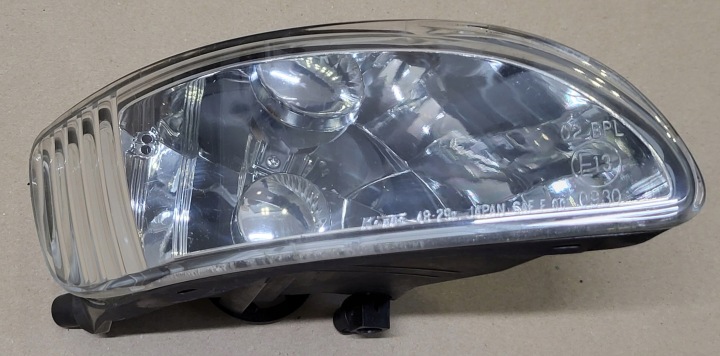 PHARE ANTIBROUILLARD PHARES ANTIBROUILLARD DROIT AVANT LEXUS RX300 RX 300 OE KOITO