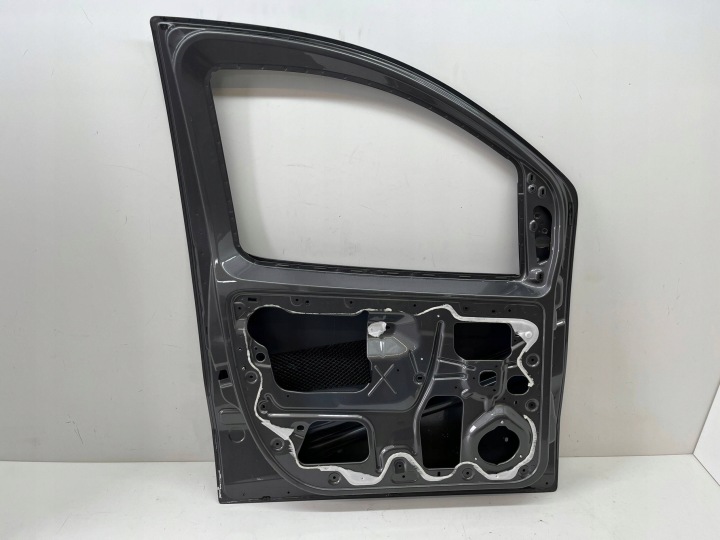 PORTES AVANT GAUCHE FIAT FIORINO 2011-2020 COULEUR 695A