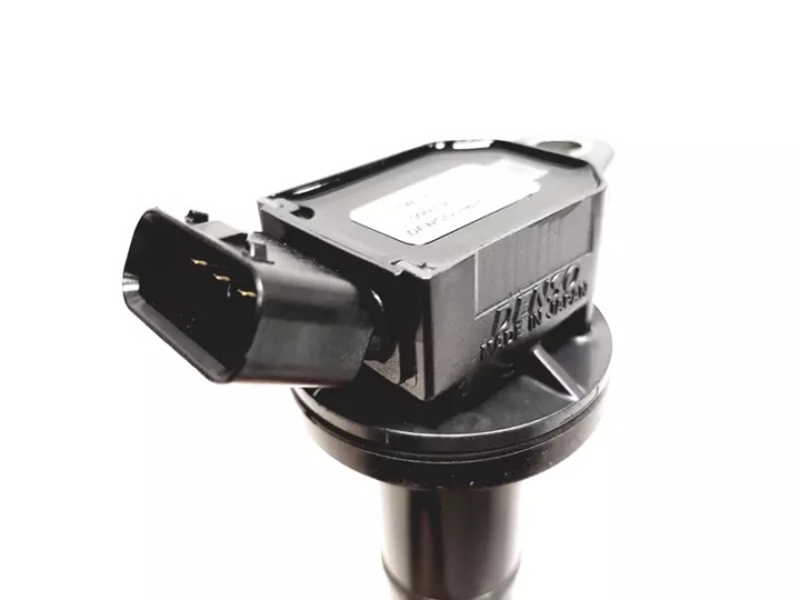 DN DIC-0102 BOBINE ALLUMAGE TOYOTA AVENSIS/VERSO/RAV