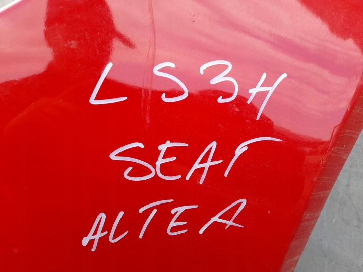 PARE-CHOCS AVANT AVANT SEAT ALTEA LS3H EN BON ÉTAT