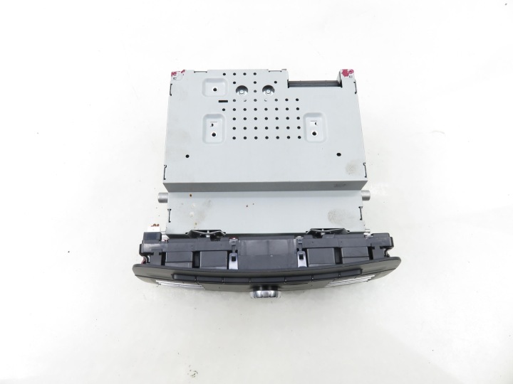 RADIO MERCEDES W176 2469007618 2469010906