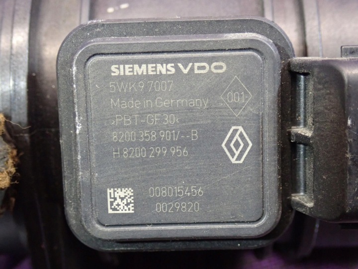 RENAULT CLIO III 05-09 1.5 DCI DÉBITMÈTRE 8200358901B 5WK97007 6 GOUPILLE