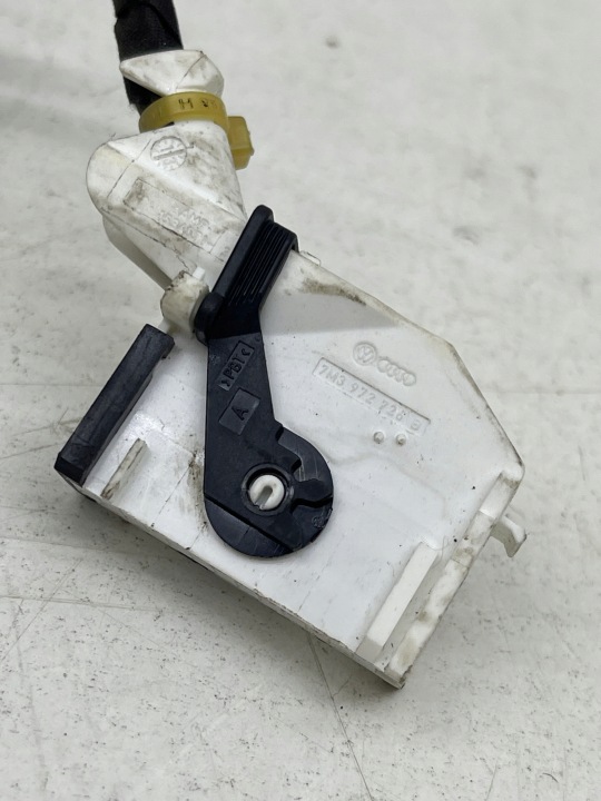 AUDI VOLKSWAGEN SEAT SKODA PUCE PUCE RACCORD FIL 7M3972726B