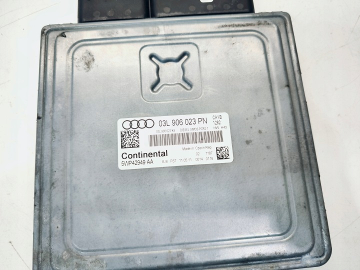ORDINATEUR CONTRÔLEUR MOTEUR AUDI A1 8X A3 8P 1.6 TDI CAYC 03L906023PN