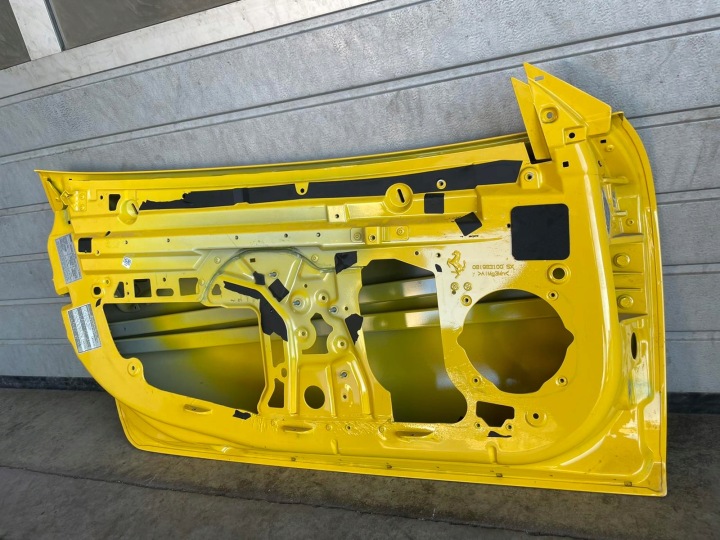 FERRARI 458 ITALIA PORTES GAUCHE DOOR 081983100SX