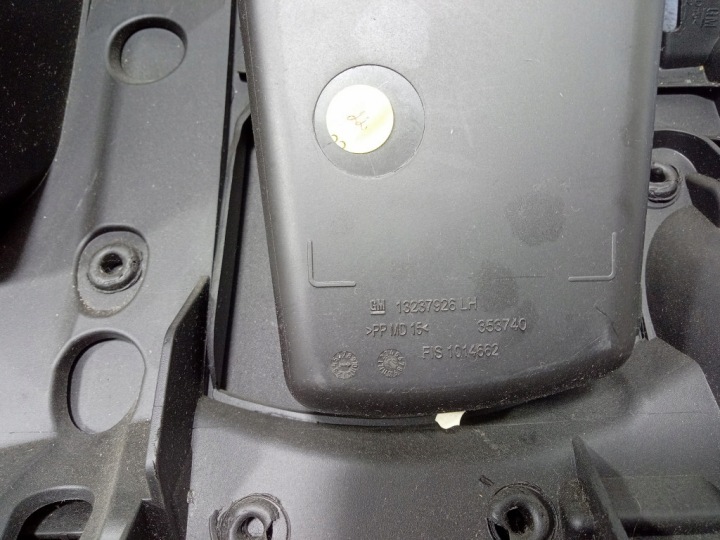 OPEL INSIGNIA A BOÎTE À GANTS CHÂSSIS COLONNES DIRECTION 13237929