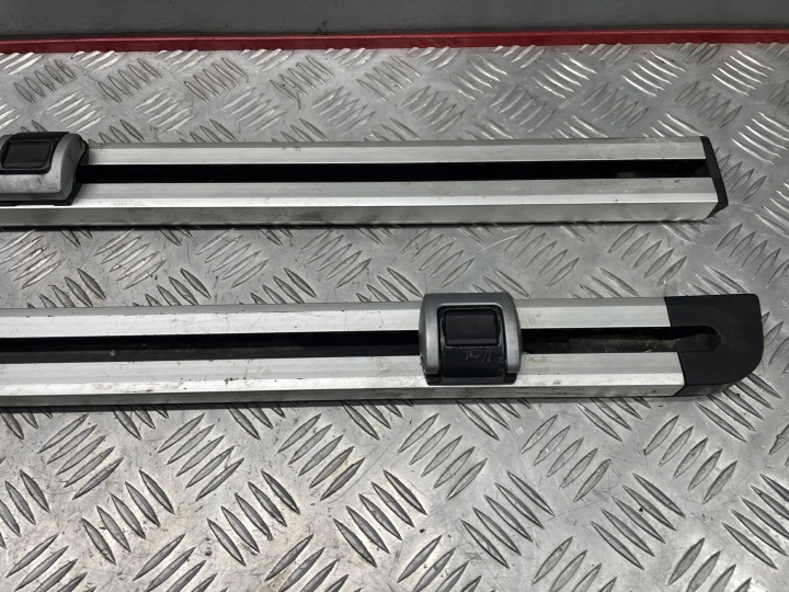 BARRE COUVERCLES DE COFFRE JEU 4F9863555A AUDI A6 C6 AVANT 04-11