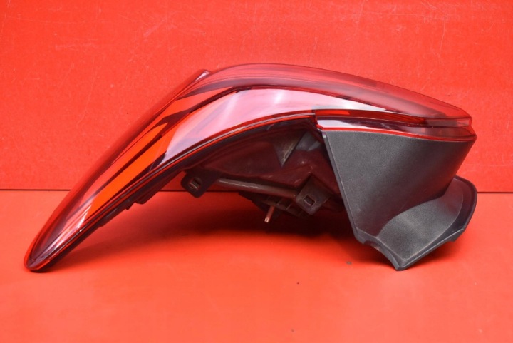 PHARE DROITE ARRIÈRE ARRIÈRE 265503830R DACIA SANDERO 3 III LIFT 22-