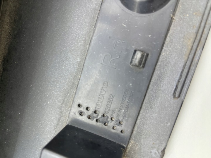 VOLVO V90 REVÊTEMENT MOULURE SEUIL DROITE 714 31672373