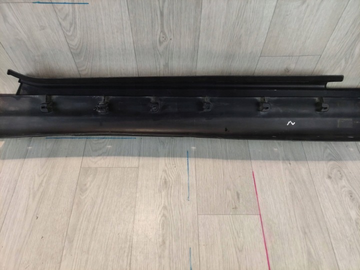 MINI COOPER F56 MOULURE SEUIL GAUCHE 7300817