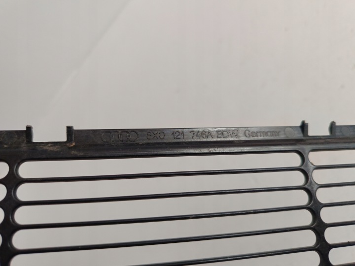 GRILLE PROTECTION RADIATEUR 8X0121764A AUD1 A1