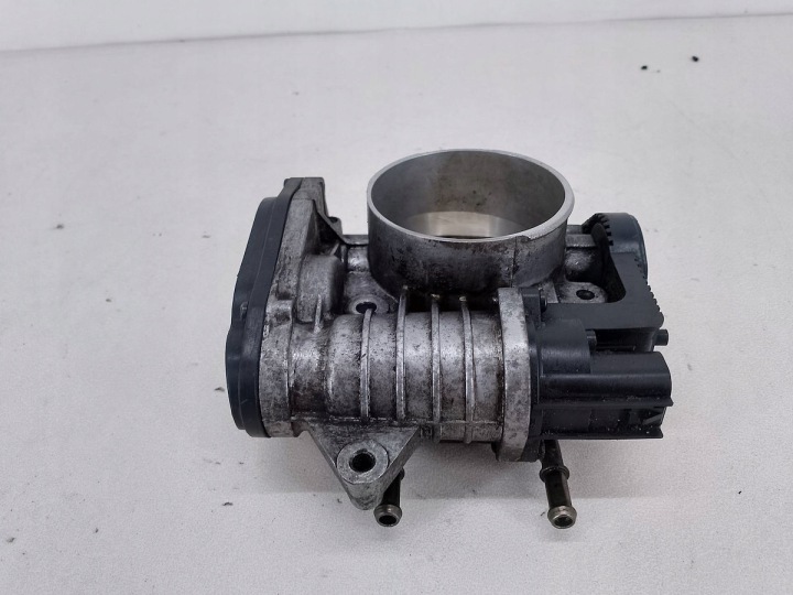 PAPILLON DES GAZ HYUNDAI SONATA IV 35100-3C200 17203021 3.3 V6