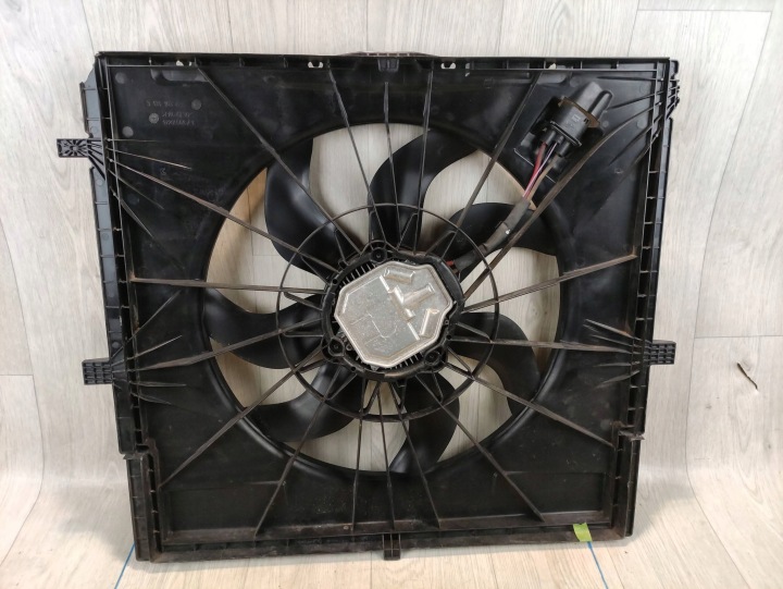MERCEDES-BENZ VITO W447 VENTILATEUR RADIATEUR A4479060212