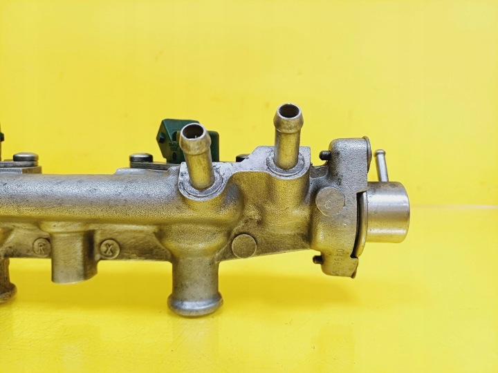 MOULURE INJECTION INJECTEUR RENAULT ESPACE III 2.0 16V 857013 NR36