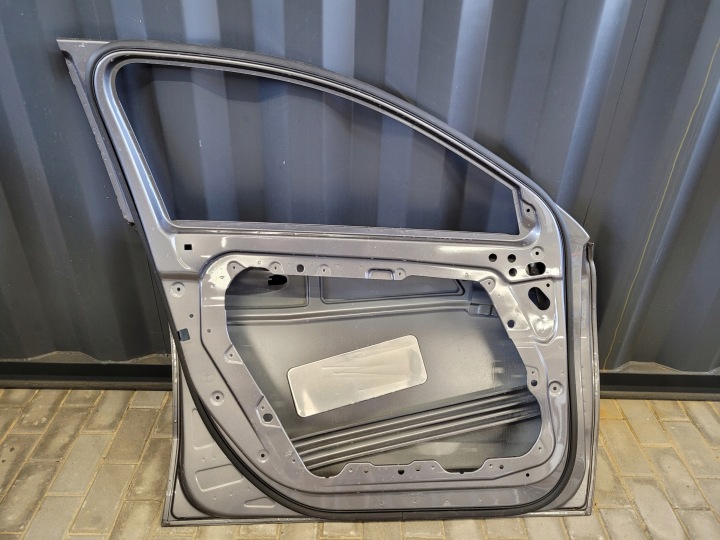 PORTES AVANT GAUCHE AVANT MERCEDES A-KLASA W177 A1777220900