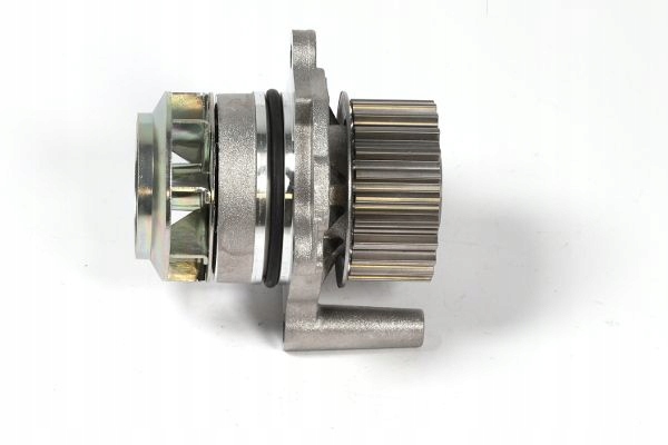 POMPE LIQUIDE REFROIDISSEMENT P587