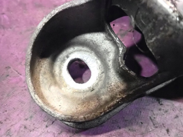 AUDI A6 C5 01-04 LIFT POIGNÉE MOTEUR DROITE 8E0199352D