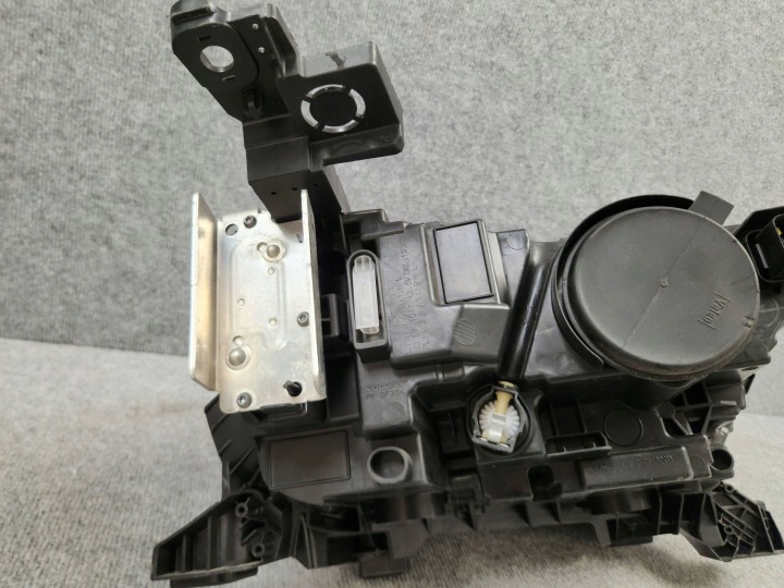 PROJECTEUR PHARE AVANT AVANT GAUCHE OPEL MOKKA B II COMPLET LED 2020-