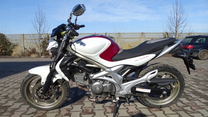 SUZUKI SFV 650 GLADIUS RÉSERVOIR RÉSERVOIR CARBURANTS