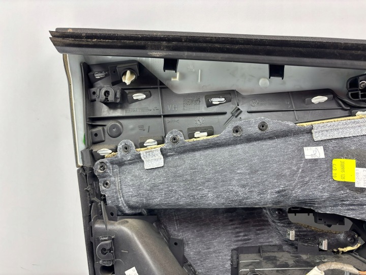 VOLKSWAGEN PASSAT B6 2010 DROITE CÔTÉ CARDAN BRODERIE PORTES AVANT
