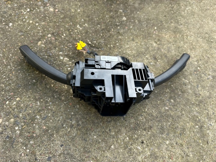 COMMUTATEUR COMPOSITE 31275025 31275363 VOLVO V70 S80 XC70 XC60