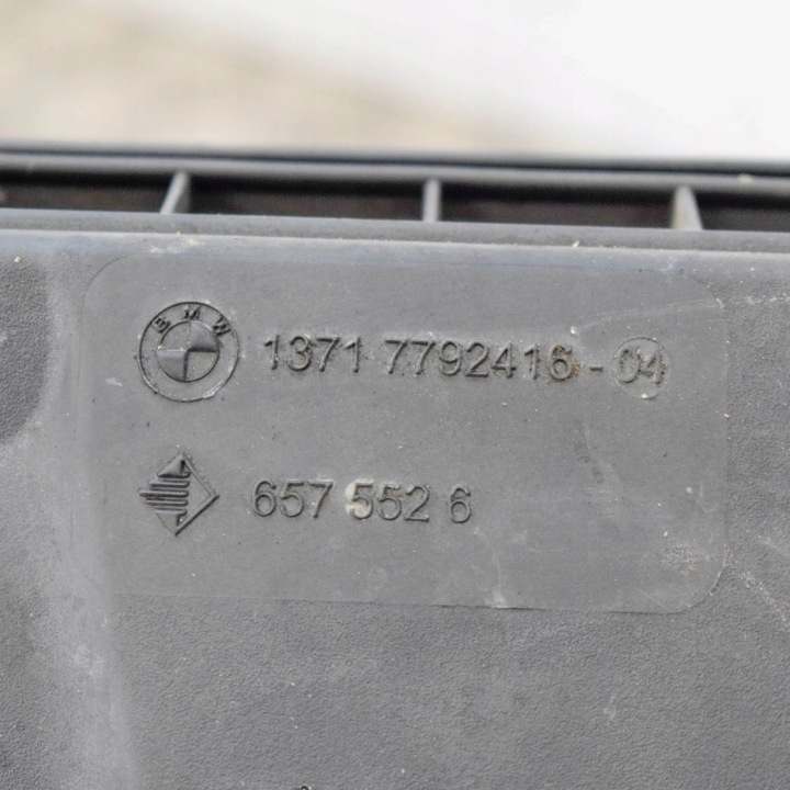 BMW 5 E60 E61 2008 CHÂSSIS FILTRE AIR