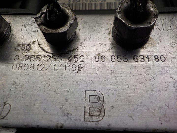 PEUGEOT 308 POMPE ABS 0265230452 9665363180 0265951103