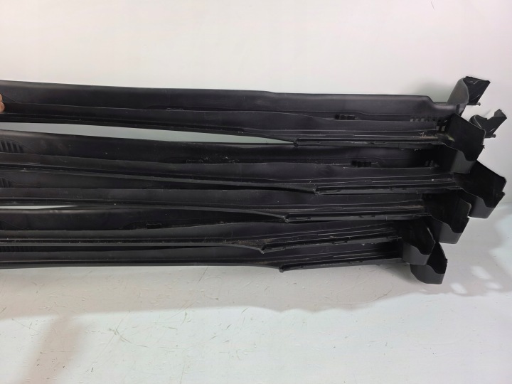 DOUBLURE DE PASSAGE DE ROUE BMW X5 G05 X6 G06 X7 G07 LCI 7434879