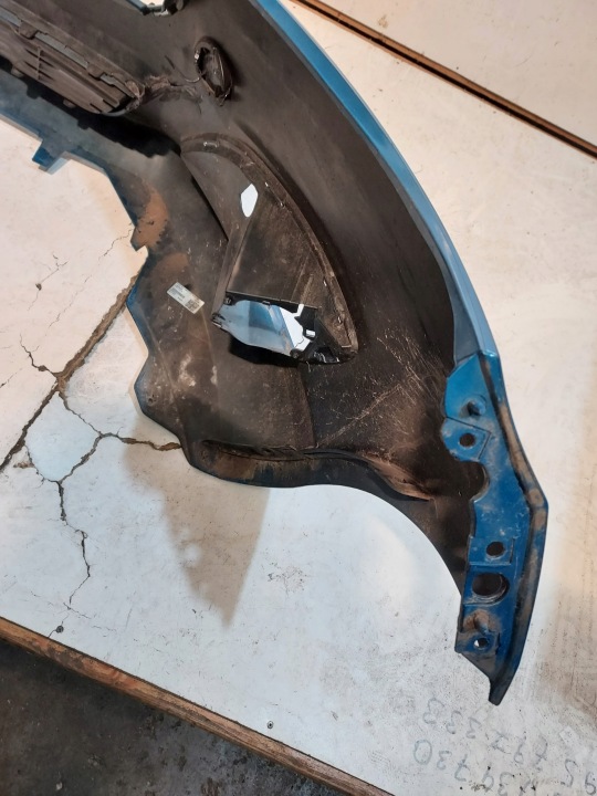 PARE-CHOCS FORD FIESTA MK7 LIFT AVANT NR M519