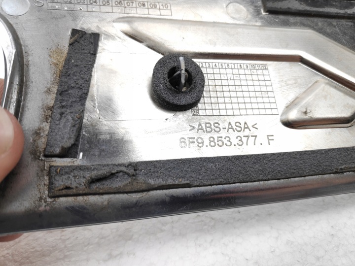 SEAT ARONA MOULURE REVÊTEMENT GARDE-BOUE GAUCHE ARRIÈRE 6F9853377F