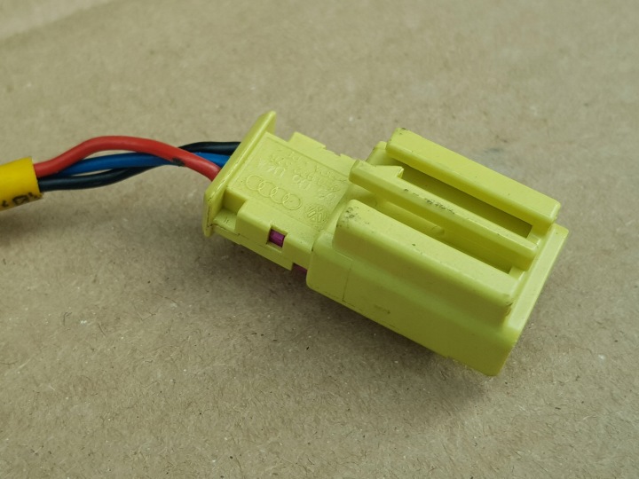 FUSIBLE PYROTECHNIQUE AUDI A4 B8 Q5 8R A5 8T A6 C7 4F0915519