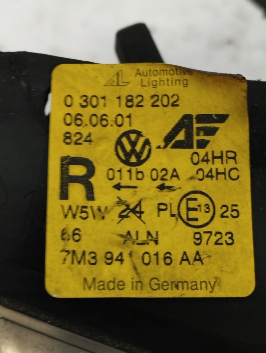VOLKSWAGEN SHARAN PHARE DROIT AVANT 7M3941016AA
