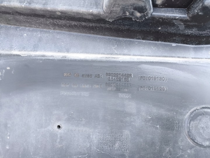 PARE-CHOCS AVANT OPEL MOVANO B RENAULT MASTER III