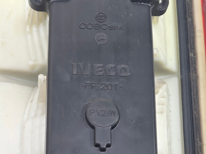 IVECO DAILY 06-14 PHARE DROITE DROIT ARRIÈRE ARRIÈRE INSERT 1CZ