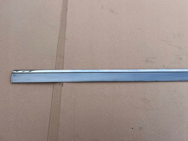 AUDI A8 D3 MOULURE PORTES DROIT AVANT CHROME LY7G 4E0853954D