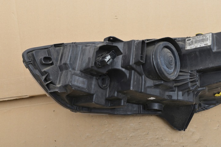 FORD TRANSIT CONNECT LIFT 18- PHARE DROITE AVANT KT1B-13W029-AF