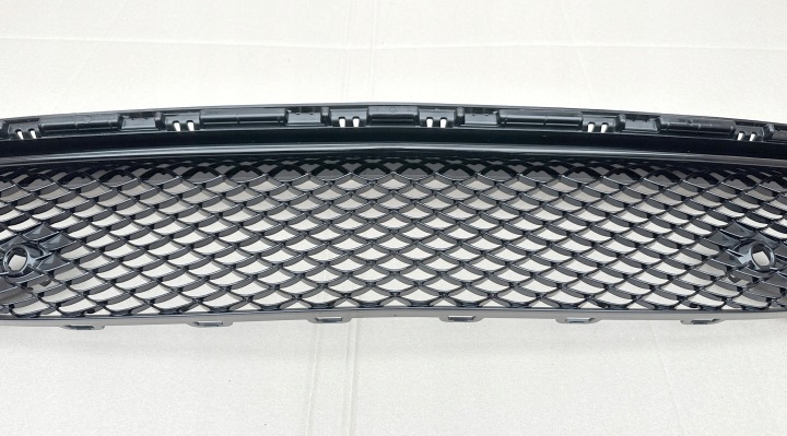 GRILLE PARE-CHOCS CENTRALE MERCEDES W222 LIFT S-KLASA AMG, ASO