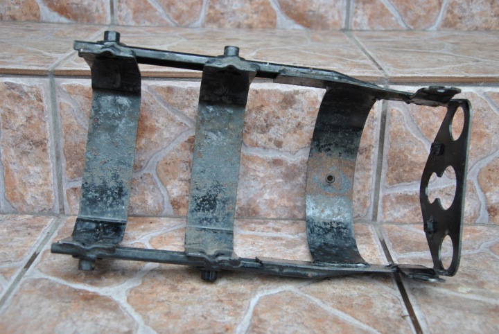 CHÂSSIS POIGNÉE FIXATION KAWASAKI BN 125 ÉLIMINATEUR