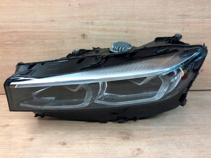 PHARES UZBROJONE COMPLET LED DROIT GAUCHE AVANT VERS BMW 7 G11 2019-22 LIFT EUROPE