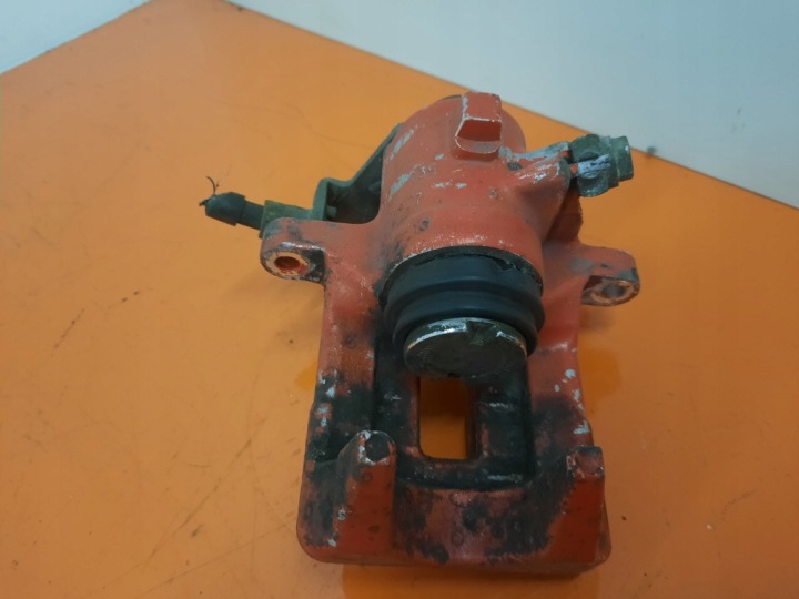 AUDI A4 B6 UNIVERSEL 00-05 ÉTRIER DE FREIN DE FREIN ARRIÈRE ARRIÈRE GAUCHE JBC0223 AVF