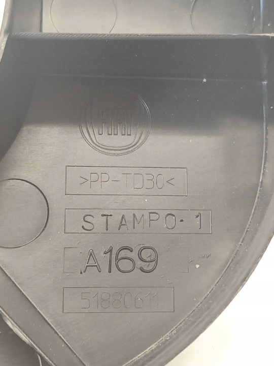 FIAT PANDA III GLISSIÈRE PARE-CHOCS ARRIÈRE 51880611